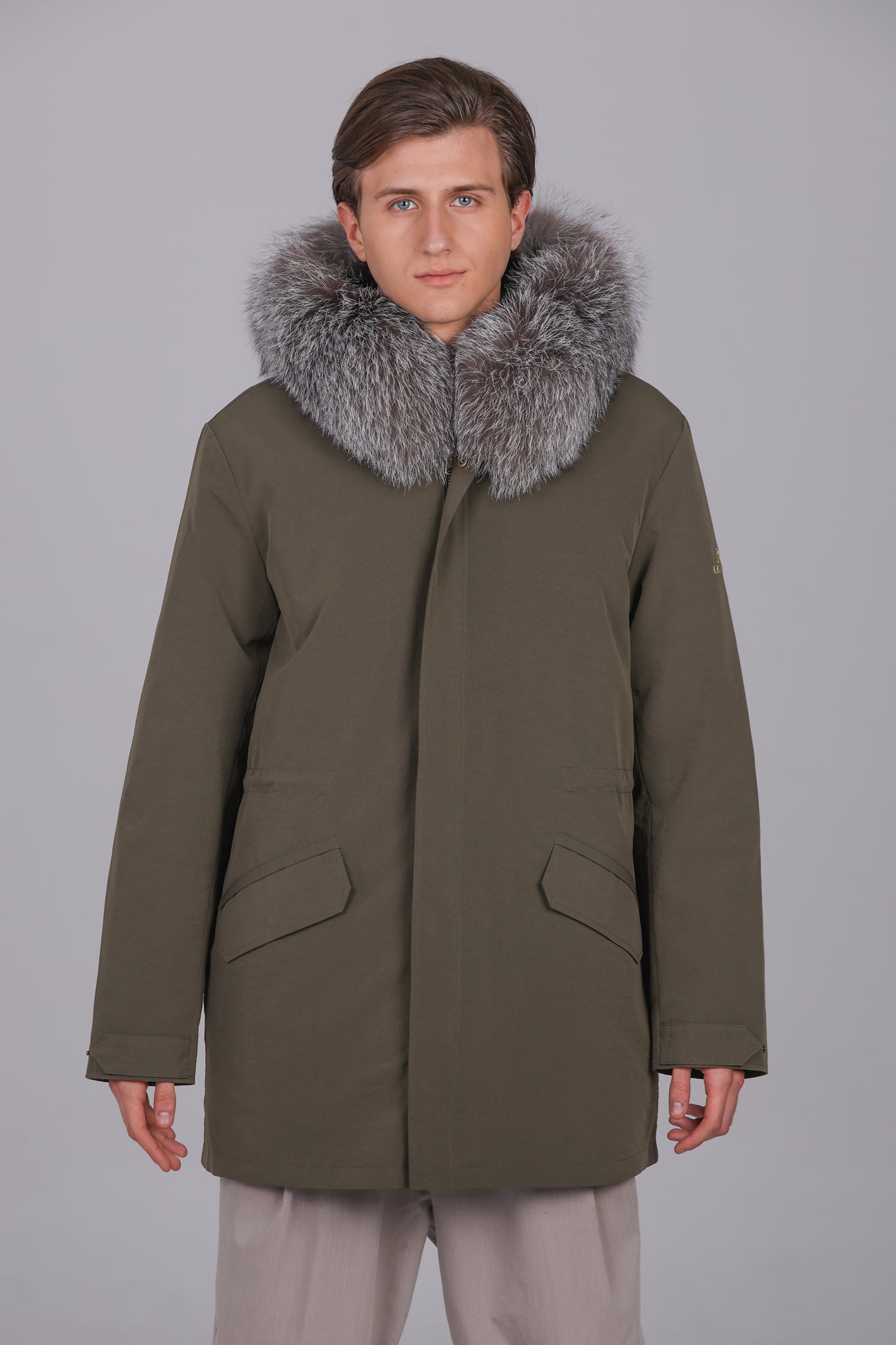Langer Parka aus wasserdichter Baumwollmischung mit Frostfuchs und Rex-Kaninchen
