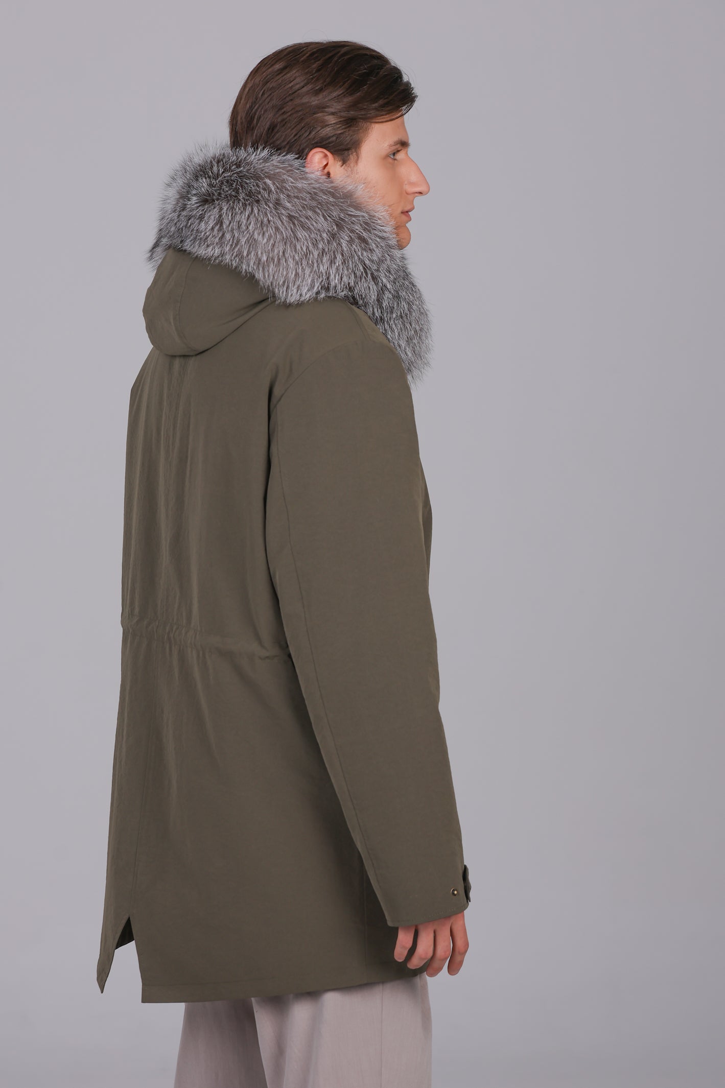 Langer Parka aus wasserdichter Baumwollmischung mit Frostfuchs und Rex-Kaninchen